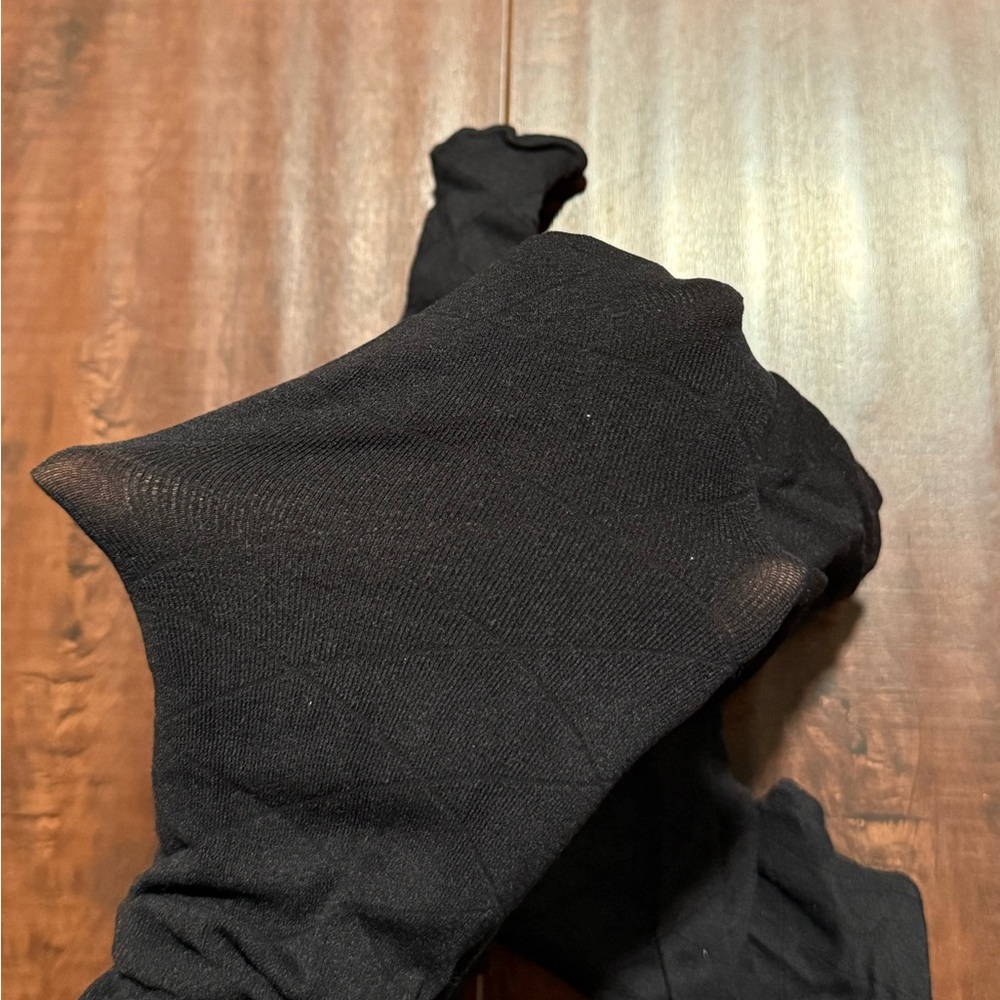 Kate Spade Elegant Black Diamond Patterned Tights - Picture 8 of 8